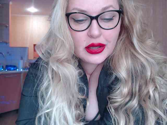 WifeyNusha WifeyNusha