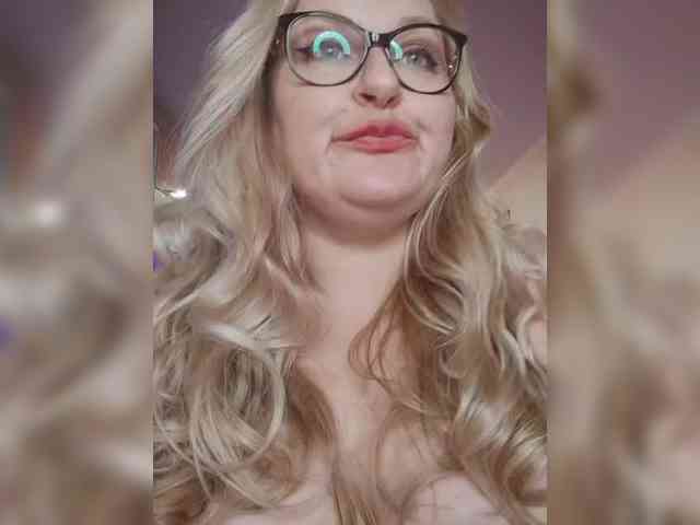 Pretty_NYUSHA webcam