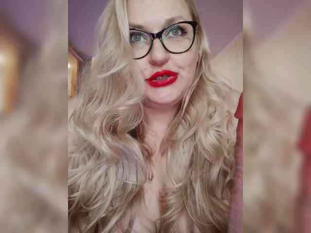 Pretty_NYUSHA webcam