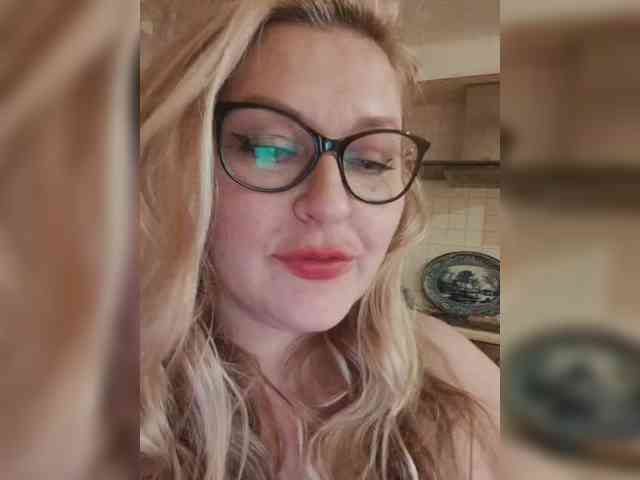 Pretty_NYUSHA webcam