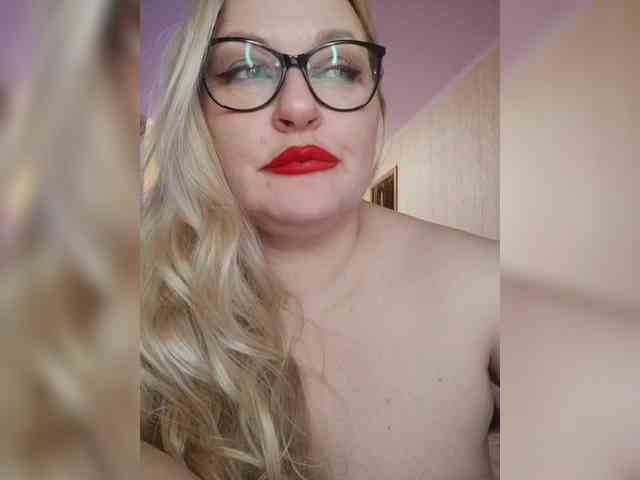 Pretty_NYUSHA webcam