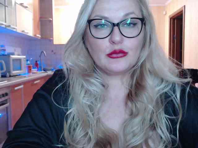 LoveSexNusha webcam