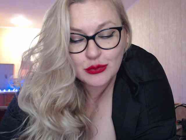 Pretty_NYUSHA webcam