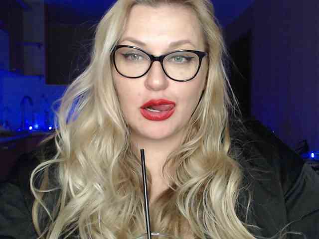 Pretty_NYUSHA webcam