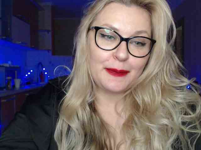 Pretty_NYUSHA webcam