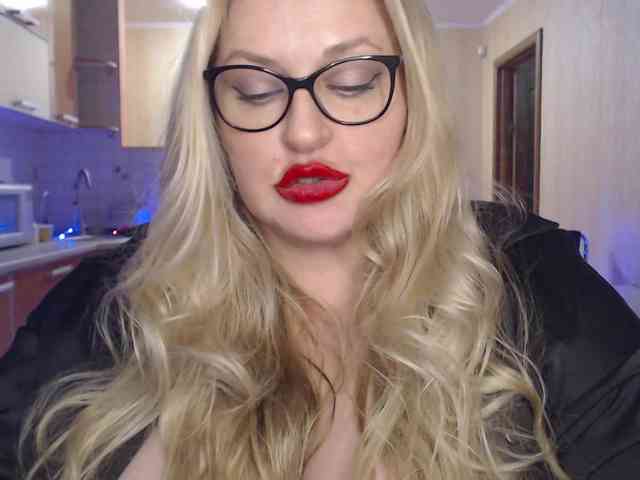 Pretty_NYUSHA webcam