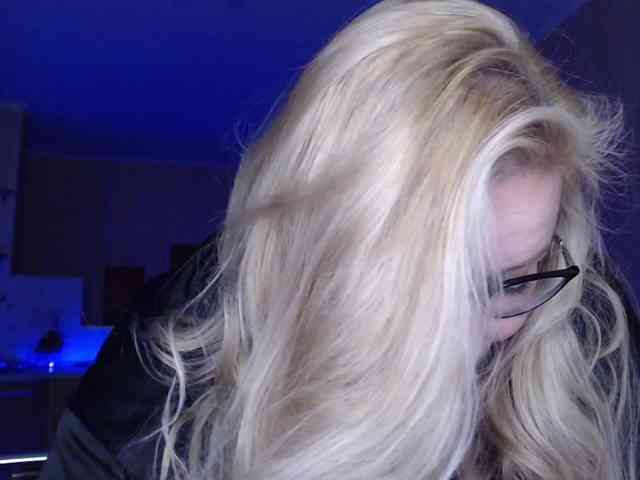 Wifey_Ann webcam