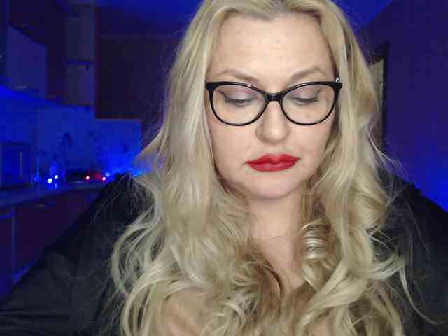 Pretty_NYUSHA webcam