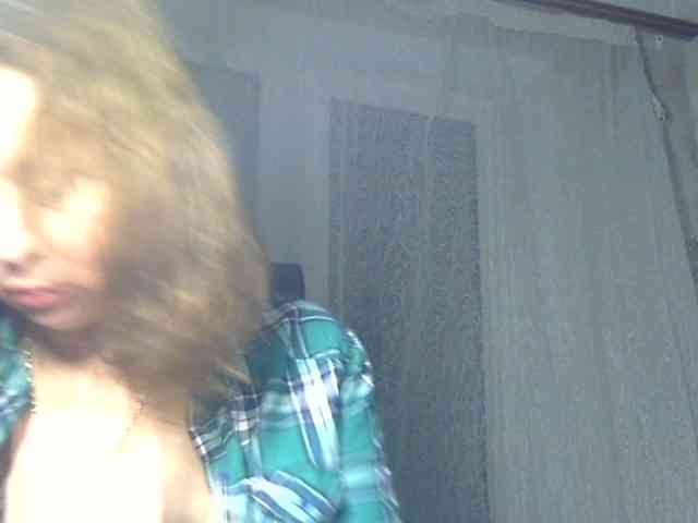 Модель: Daniella854
