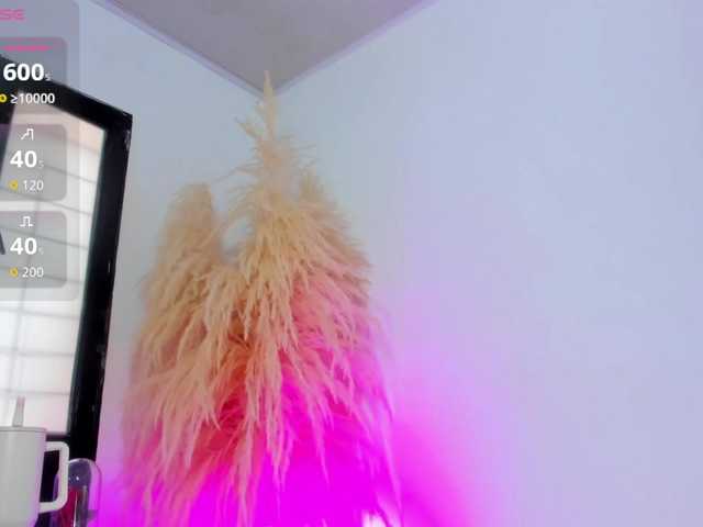 greicyass's BongaCams show and profile