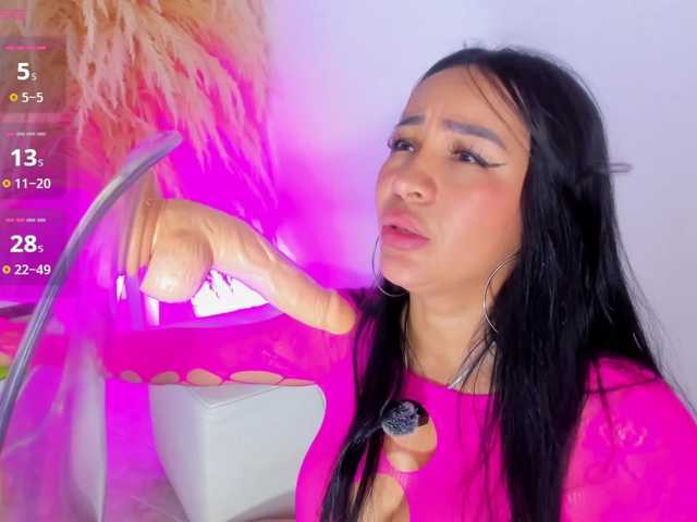 greicyass's BongaCams show and profile