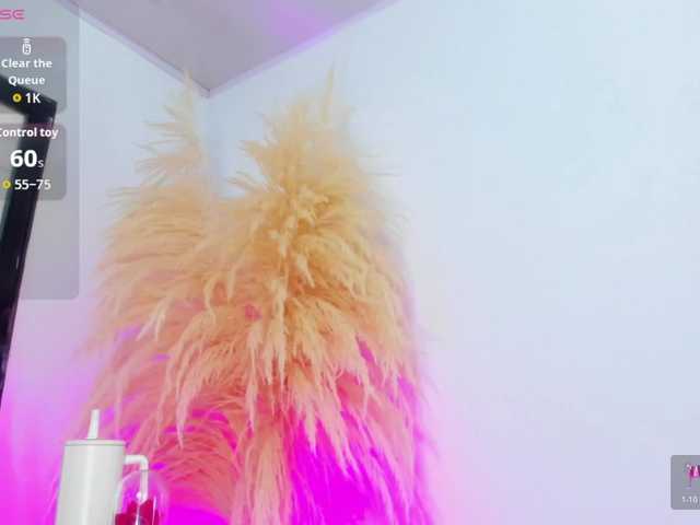 greicyass's BongaCams show and profile