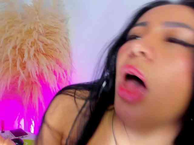 greicyass Live Webcam on BongaCams