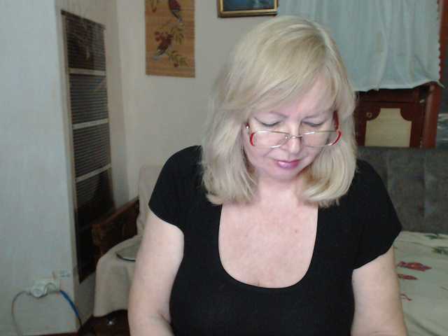 BarbaraBlondy — Fully naked 5 min @remain 