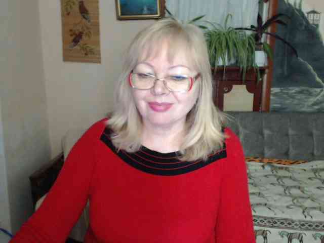 EvelynLoveShy webcam