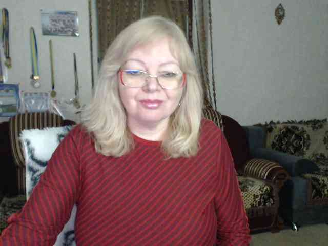 EvelynLoveShy webcam