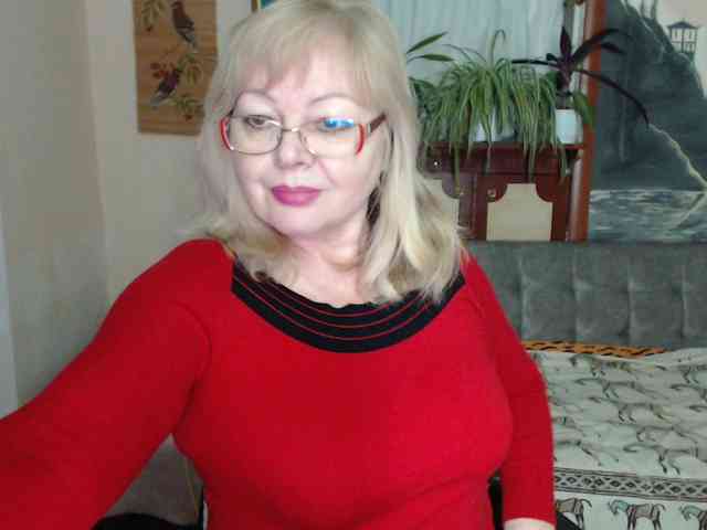 EvelynLoveShy webcam