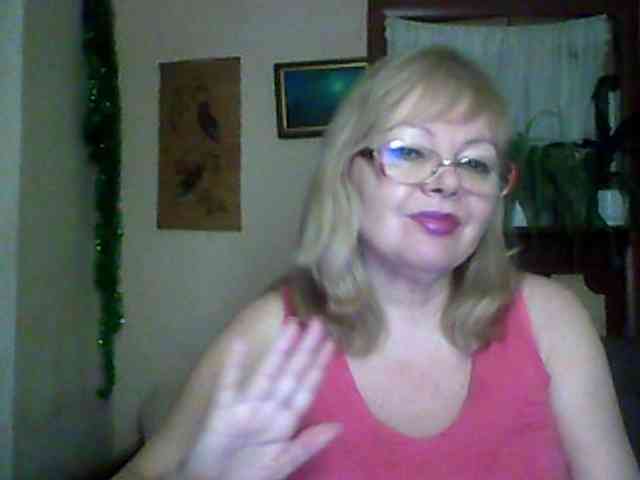 EvelynLoveShy webcam