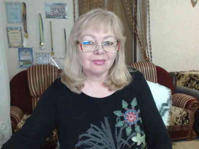 EvelynLoveShy webcam