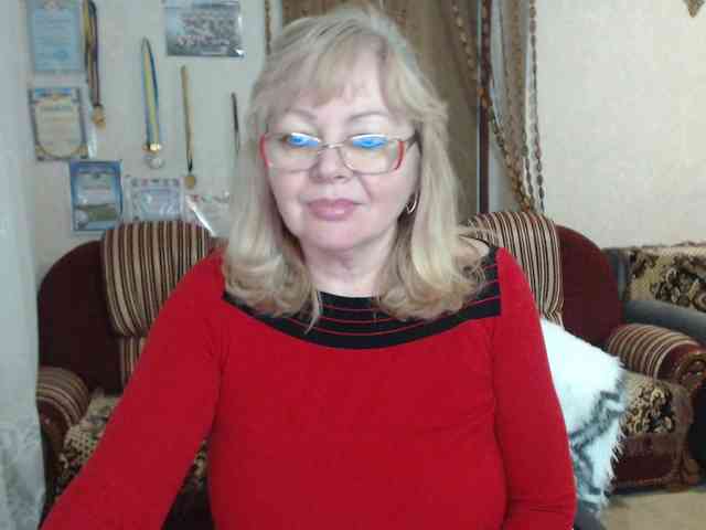 EvelynLoveShy webcam