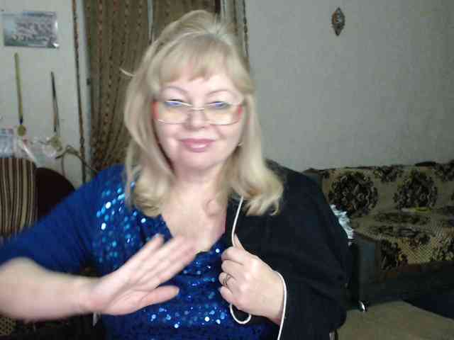 EvelynLoveShy webcam