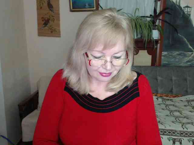 EvelynLoveShy webcam