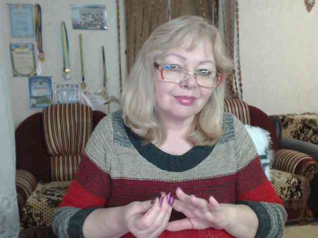 EvelynLoveShy webcam