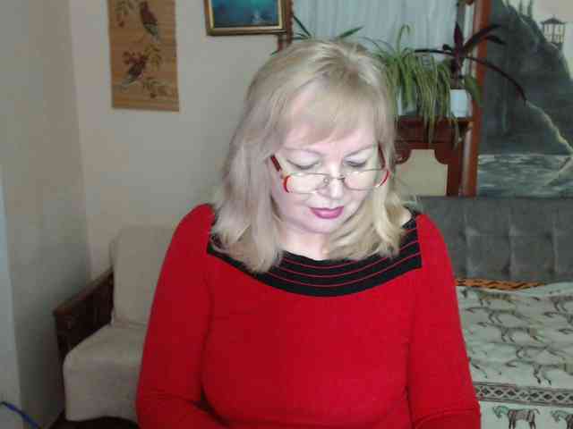 EvelynLoveShy webcam