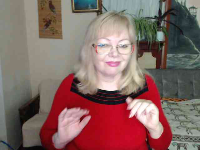 EvelynLoveShy webcam