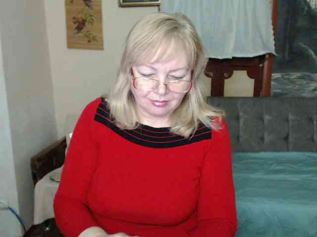 EvelynLoveShy webcam