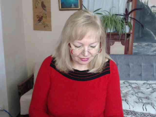 EvelynLoveShy webcam