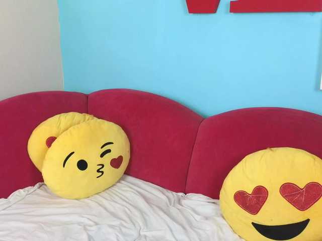 Brianna-Joy's BongaCams show and profile