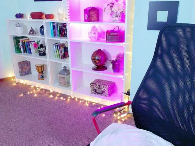 Brianna-Joy's BongaCams show and profile