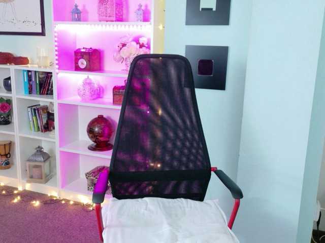 Brianna-Joy's BongaCams show and profile