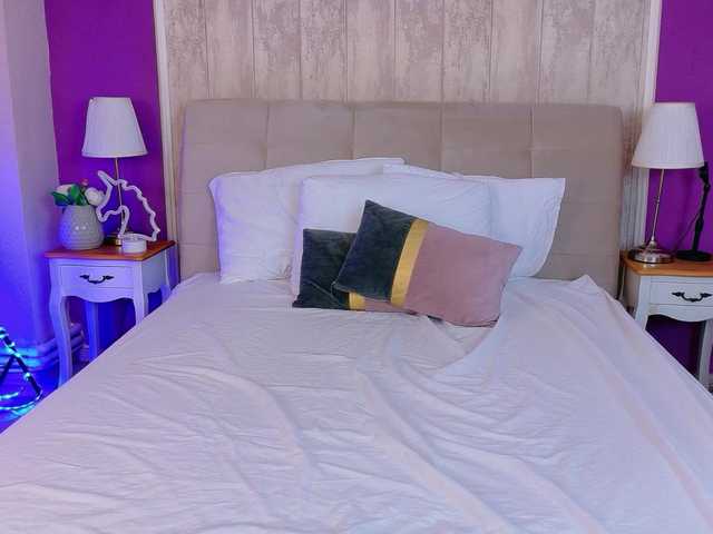 Brianna-Joy's BongaCams show and profile