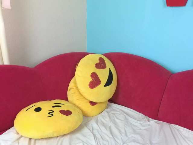 Brianna-Joy's BongaCams show and profile