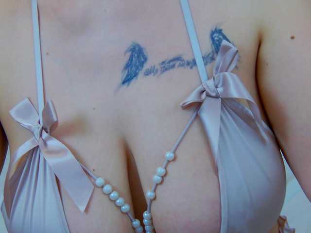 Brianna-Joy's BongaCams show and profile