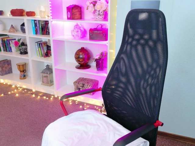 Brianna-Joy's BongaCams show and profile