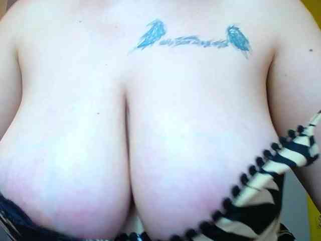 Brianna-Joy webcam
