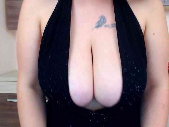 Brianna-Joy webcam