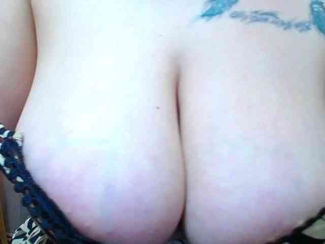 Brianna-Joy webcam