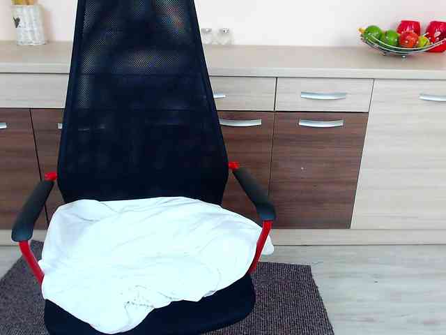 Brianna-Joy webcam