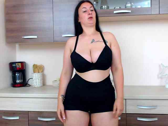 Brianna-Joy webcam