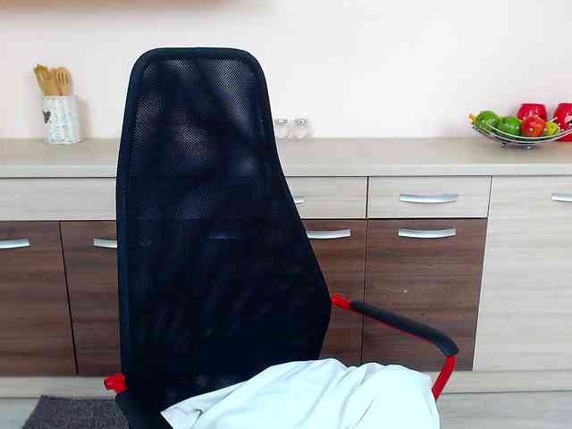 Brianna-Joy webcam