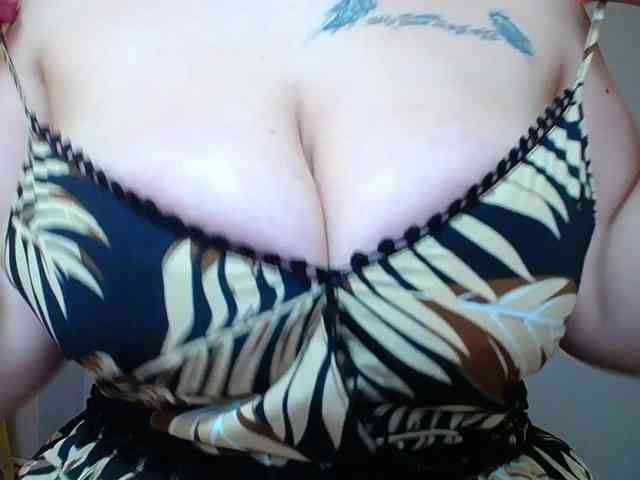 Brianna-Joy webcam