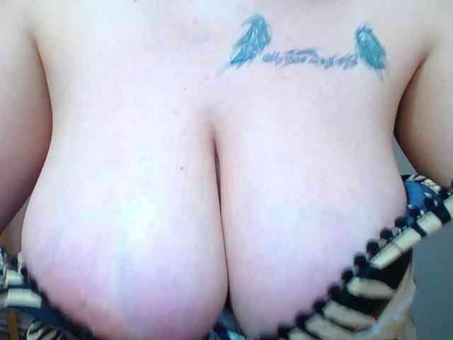 Brianna-Joy webcam