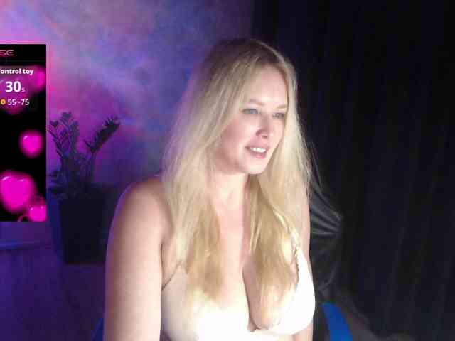 mmmmIrynammm Live Webcam on BongaCams