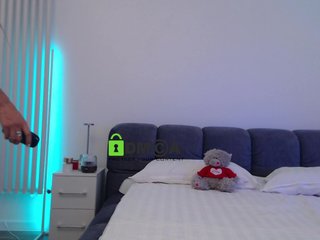MaxineDi Porn Show