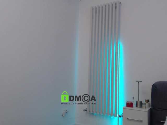 MaxineDiaz Live Cam on BongaCams