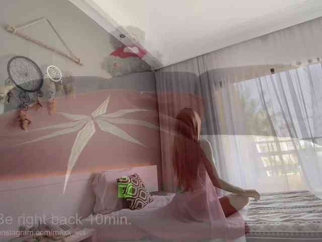 MaxineDiaz Live Webcam on BongaCams